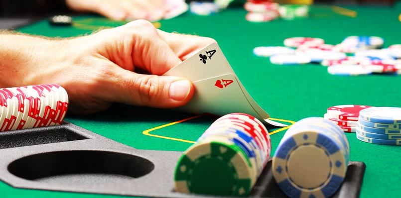 Hành động thường xuyên có trong Mot88 poker